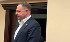 Ермак в суде утверждает, что подозрение в его адрес является необоснованным