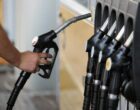 РФ потеряла 25% объема производства бензина: в Москве пошли на непопулярный шаг, — Reuters