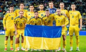 Матч Дания – Украина экстренно завершили из-за потери сознания одного из игроков