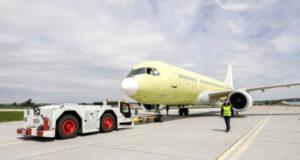 Россия представила первый серийный флагманский авиалайнер нового типа (фото)