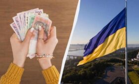 10 категорий украинцев получат выплату на День Независимости: как подать заявление
