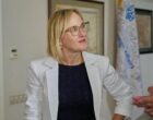 Временная поверенная в делах США Джули Дэвис завершает миссию в Украине
