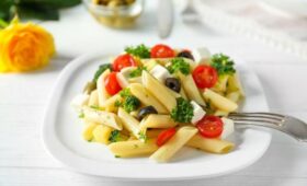 С чем есть картофель и макароны, чтобы не было скачка сахара: диетолог назвала 5 продуктов