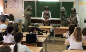 Россия значительно усиливает военную подготовку детей в школах: что изменится с 1 сентября