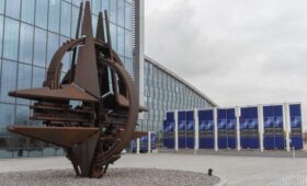 В НАТО объяснили, почему Путин не рискнет напасть на страны Балтии, – FT