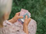 В Украине будет расти минимальная пенсия: какие планы правительства до 2029 году