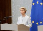 Фон дер Ляйен заявила о намерении ограничить прием некоторых украинцев в ЕС