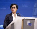 Еврокомиссар сообщила, когда Украина получит первый транш кредита на 90 млрд евро от ЕС