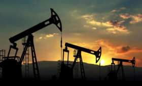 Нефть резко подешевела после сообщений о соглашении между США и Ираном