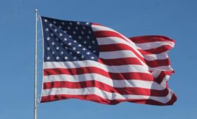 Американцы массово уезжают из США впервые со времен Великой депрессии: в чем причина