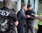 30 тысяч долларов за «правильный» раздел имущества: в Киеве на взятке разоблачили адвоката