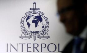 Следователи Монако разыскивают подозреваемую в покушении на Ермолаева: Интерпол обнародовал её данные