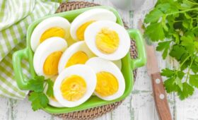 Названы 7 продуктов, в которых белка еще больше, чем в яйцах