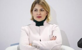 Зеленский уволил Стефанишину с должности посла Украины в США