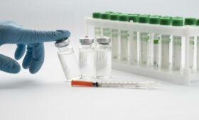 Вакцина против меланомы прошла клинические испытания: ученые говорят о прорыве