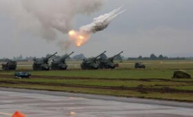 Военные симуляции показали, что США оставят Европу один на один с Россией, – СМИ