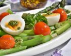 Не только салат: названы 7 низкокалорийных продуктов, которые хорошо насыщают