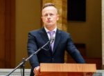 Сотрудники МИД Венгрии при Сийярто притворялись журналистами на брифингах, – СМИ