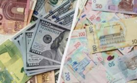Сколько стоит валюта в Украине сегодня: курс доллара и евро 16 августа