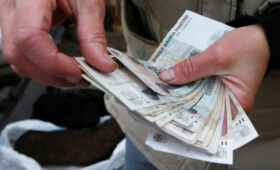 Россияне проедают накопление: расходы растут на глазах