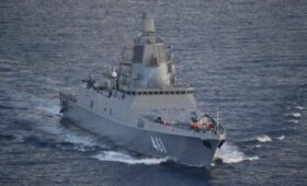 РФ перебросила в Балтику новейший фрегат, способный бить «Калибрами» и «Цирконами», — Bild