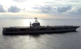 Новый авианосец заменит USS Abraham Lincoln в Аравийском море: какая причина