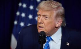 Трамп потребовал от Южной Кореи компенсацию за защиту