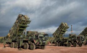 Греческий Patriot на Ближнем Востоке в один день сбил ракету и беспилотник, — Reuters