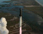 SpaceX запустила самую большую и мощную ракету в мире (видео)