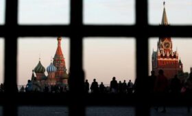 Путин передал организацию выборов ФСБ, которые устранили всех конкурентов, — The Economist