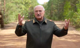 Лукашенко решил «встряхнуть» армию Беларуси «вплоть до мобилизации»