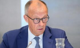 Мерц предупредил о рисках для Украины после победы АдГ на выборах