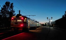 «Укрзализныця» меняет стоимость проезда в электричках: сколько будет теперь стоить