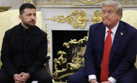 Трамп призвал Зеленского встретиться с Путиным в Москве, – Bloomberg