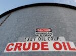 Россия запустила последнее гигантское месторождение нефти вдали от линии фронта
