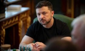 РФ атаковала аэропорты Киева на фоне планов Уиткоффа прибыть на самолете, – Зеленский