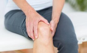4 привычки, которые ещё больше разрушают больные суставы: ревматологи призывают от них избавиться