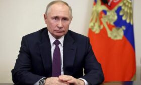 Выглядит дешево, но это не так: какие часы носит Путин с 2022 года