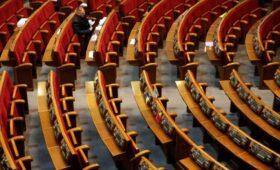 В Раде зарегистрировали законопроект об обучении на языках нацменьшинств, Венгрия отреагировала