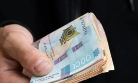 Часть «слуг народа» выступила за сохранение 64% НДФЛ в общинах и реверсной дотации