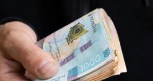 Часть «слуг народа» выступила за сохранение 64% НДФЛ в общинах и реверсной дотации