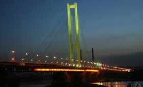 Антидроновых сеток недостаточно: эксперт объяснил, как защитить мосты Киева