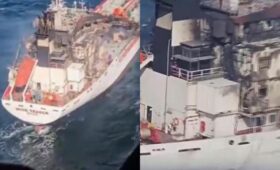 В Черном море загорелся танкер, который могли атаковать дроны: 8 моряков пропали без вести