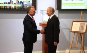 Спецпосланник США предложит Путину прямые переговоры с Зеленским и Трампом, — Politico