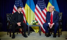 Зеленский рассказал, чем Трамп пригрозил Украине