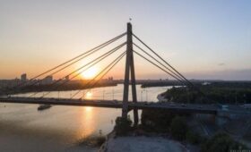В Киеве восстановили поврежденный россиянами Северный мост: КГГА обнародовала подробности