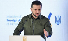 Зеленский назвал место и время первой встречи в формате Украина-США-Россия